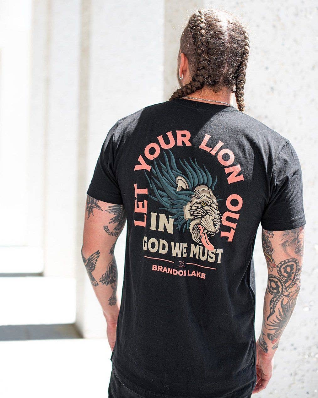 Brandon Lake "Let Your Lion Out" Tee: M