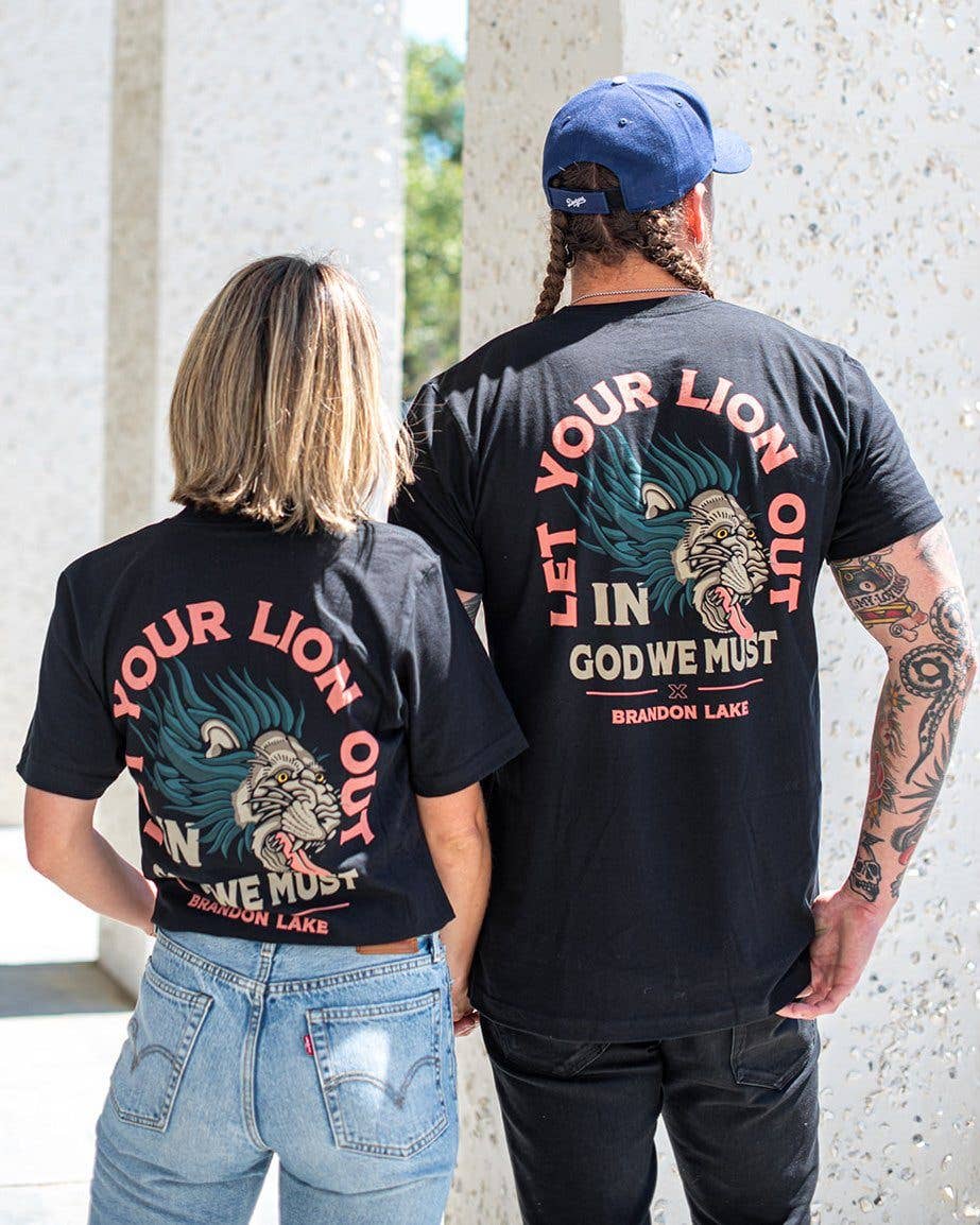 Brandon Lake "Let Your Lion Out" Tee: M